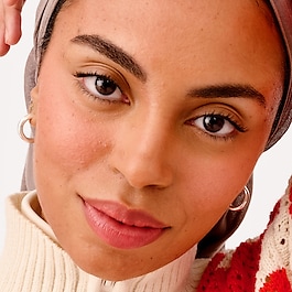 BOP Shellie persikofärgad blush - blush med shimmer